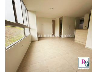 Foto 6 de Apartamento en Arriendo – 3er Piso con Ascensor | Unidad Abierta