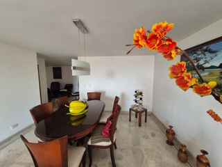 Foto 6 de Vendo Apartamento En Edificio Piso 7 Santa Monica