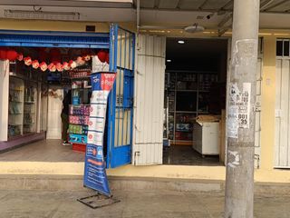 Foto 2 de Casa Comercial ubicado en Avenida
