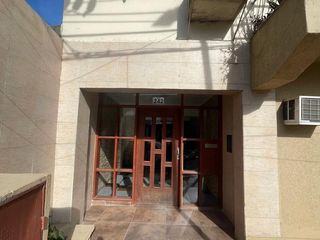 Foto 2 de DEPARTAMENTO EN VENTA - PLENO CENTRO - PERU AL 200