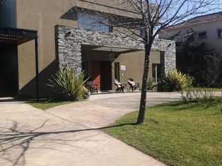Foto 4 de Increible Casa  en alquiler temporario!- Benavidez