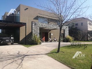 Foto 5 de Increible Casa  en alquiler temporario!- Benavidez