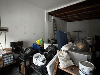 Foto 2 de Alquier - Local sobre Av. Sarmiento casi esq. Av. Maipú - 85 mts2