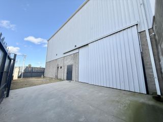 Foto 3 de Deposito de 735 m2 en Alquiler - Benavidez