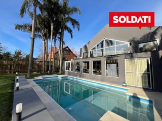 Foto 23 de Casa en venta en Los Laureles - apta credito