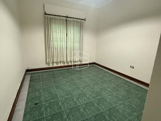 Foto 26 de Venta - Casa de Nivel Gerencial en Zona Centro - C094