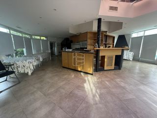 Foto 17 de Venta - Casa de Nivel Gerencial en Zona Centro - C094