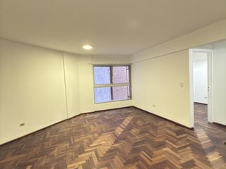 Foto 3 de Departamento en Alquiler de 1 dormitorio - Nueva Córdoba, frente parque Sarmiento