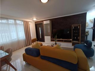 Foto 4 de Tumbaco, Casa en  Renta, 250m2, 4 Habitaciones.