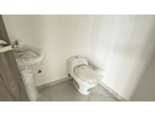 Foto 10 de Guayaquil  Kennedy, Oficina en Venta, 72.30m2, 1 Ambiente