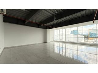 Foto 2 de Guayaquil  Kennedy, Oficina en Venta, 72.30m2, 1 Ambiente