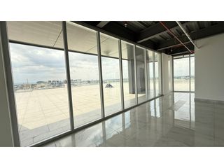 Foto 9 de La Kennedy, Oficina en Venta, 303m2, 2 Ambientes