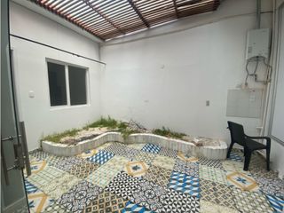 Foto 8 de Casa en venta en zona comercial de Santa Barbara adecuada para Spa