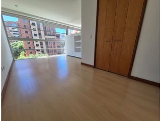 Foto 3 de Venta Apartaloft  en Medellín – El Poblado, sector La Tomatera