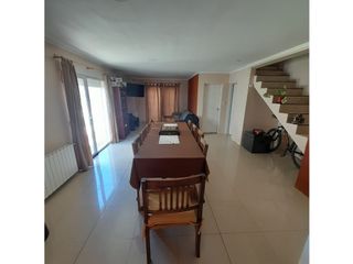Foto 8 de CASA EN VENTA BARRIO PALOS VERDES