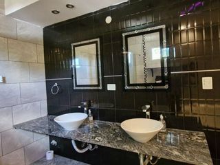 Foto 7 de Venta Casa 4 AMB con pileta en Matheu APTO CRÉDITO