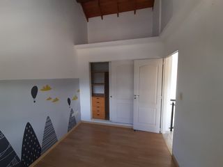 Foto 16 de Duplex en alquiler en Haedo Chico