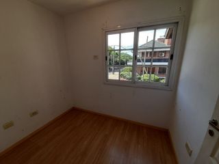Foto 17 de Duplex en alquiler en Haedo Chico