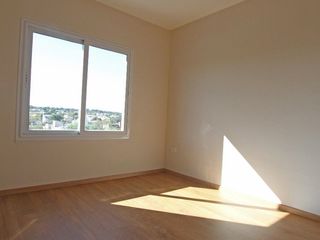 Foto 4 de Departamento en alquiler de 1 dormitorio c/ cochera en La Falda