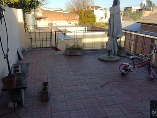 Foto 11 de Casa en alquiler de 3 dormitorios c/ cochera en Morón