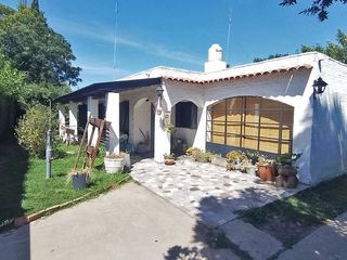 Foto 1 de Casa 6 amb El Cazador Escobar venta pileta parque