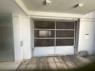Foto 4 de OPORTUNIDAD! VENTA COCHERA DESCUBIERTA - V URQUIZA