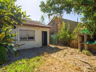 Foto 8 de VENTA CASA A RECICLAR CON PILETA EN MASCHWITZ