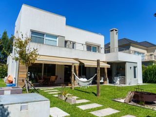 Foto 7 de Venta Casa 4 Ambientes en Tigre