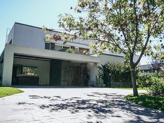 Foto 55 de Venta Casa 4 Ambientes en Tigre