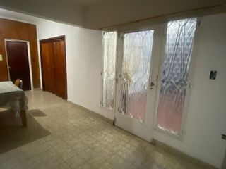 Foto 5 de PH EN VENTA, 1 DORMITORIO CON PATIO, TOLOSA