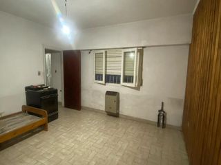 Foto 11 de PH EN VENTA, 1 DORMITORIO CON PATIO, TOLOSA