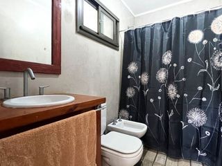 Foto 9 de Venta CASA de 4 ambientes - Lote 800 m²