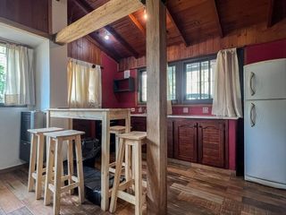 Foto 3 de Venta CASA de 4 ambientes - Lote 800 m²