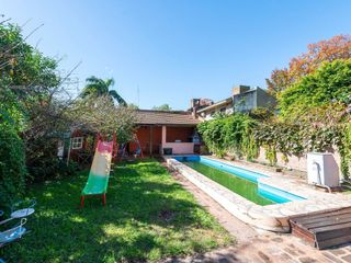 Foto 3 de VENTA CASA 5 AMBIENTES PILETA Y QUINCHO TORCUATO