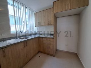 Foto 15 de Departamento en Alquiler Urbanización Altos de la Granda Centeno