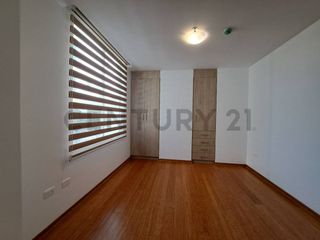 Foto 26 de Departamento en Alquiler Urbanización Altos de la Granda Centeno