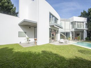 Foto 16 de Casa moderna de diseño único en Roble Joven - Pilar