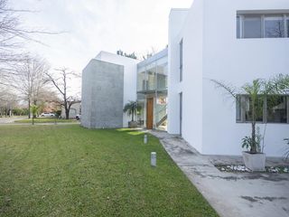 Foto 55 de Casa moderna de diseño único en Roble Joven - Pilar