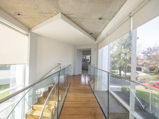 Foto 21 de Casa moderna de diseño único en Roble Joven - Pilar