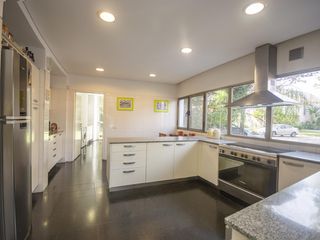Foto 9 de Casa moderna de diseño único en Roble Joven - Pilar