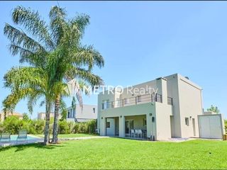 Foto 26 de Casa en Venta 5 ambientes, San Francisco Villanueva A estrenar, al Lago Apto Crédito