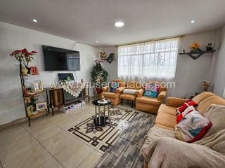 Foto 8 de Terreno de 895 m² en venta al norte de Latacunga, ideal para industria, bodega o desarrollo mixto