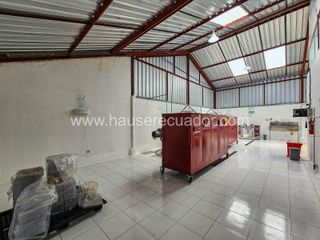 Foto 15 de Terreno de 895 m² en venta al norte de Latacunga, ideal para industria, bodega o desarrollo mixto