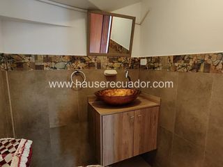 Foto 13 de Vive en tranquilidad: Casa en urbanización segura con canchas, BBQ y sala comunal en Sangolquí
