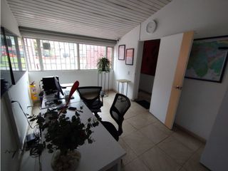 Foto 5 de SE ARRIENDA CASA PARA OFICINAS - SAN MARTIN- BOGOTA