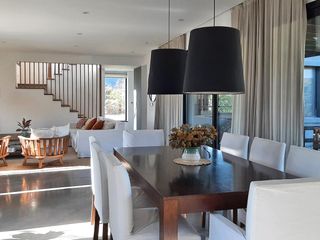 Foto 3 de Casa en venta de 7 ambientes en Roble Joven, Pilar, Prov. de Buenos Aires.