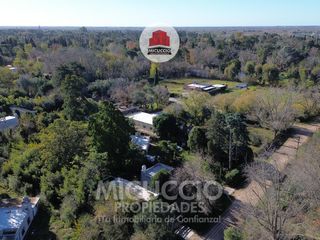 Foto 2 de Casaquinta en Venta | Horacio Quiroga N°3252 | B° El Cazador | Escobar