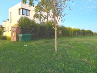 Foto 2 de Lote en Venta, 833m2, en Barrio San Sebastian, Pilar, GBA Norte