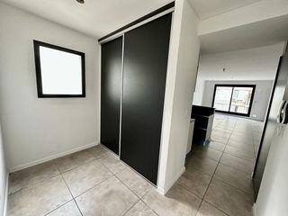 Foto 2 de Excelente departamento monoambiente en Alquiler Juan Manuel de Rosas al 1500 Rosario Centro