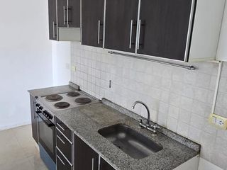 Foto 7 de SE VENDE depto 1 dorm contrafrente CENTRO piso 9!